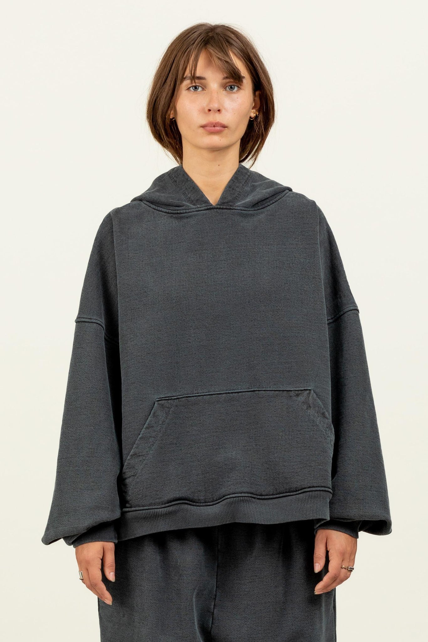 Oversize Wide Hoodie
